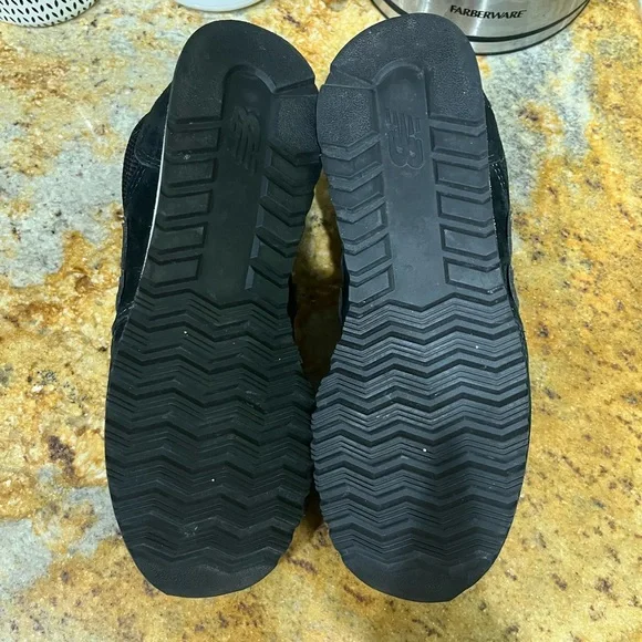 New Balance 520 size 6.5 - Picture 9 of 9